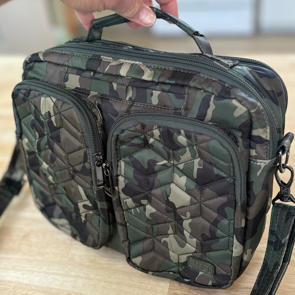 Lug Navigator Camo Quilted Messenger Bag
